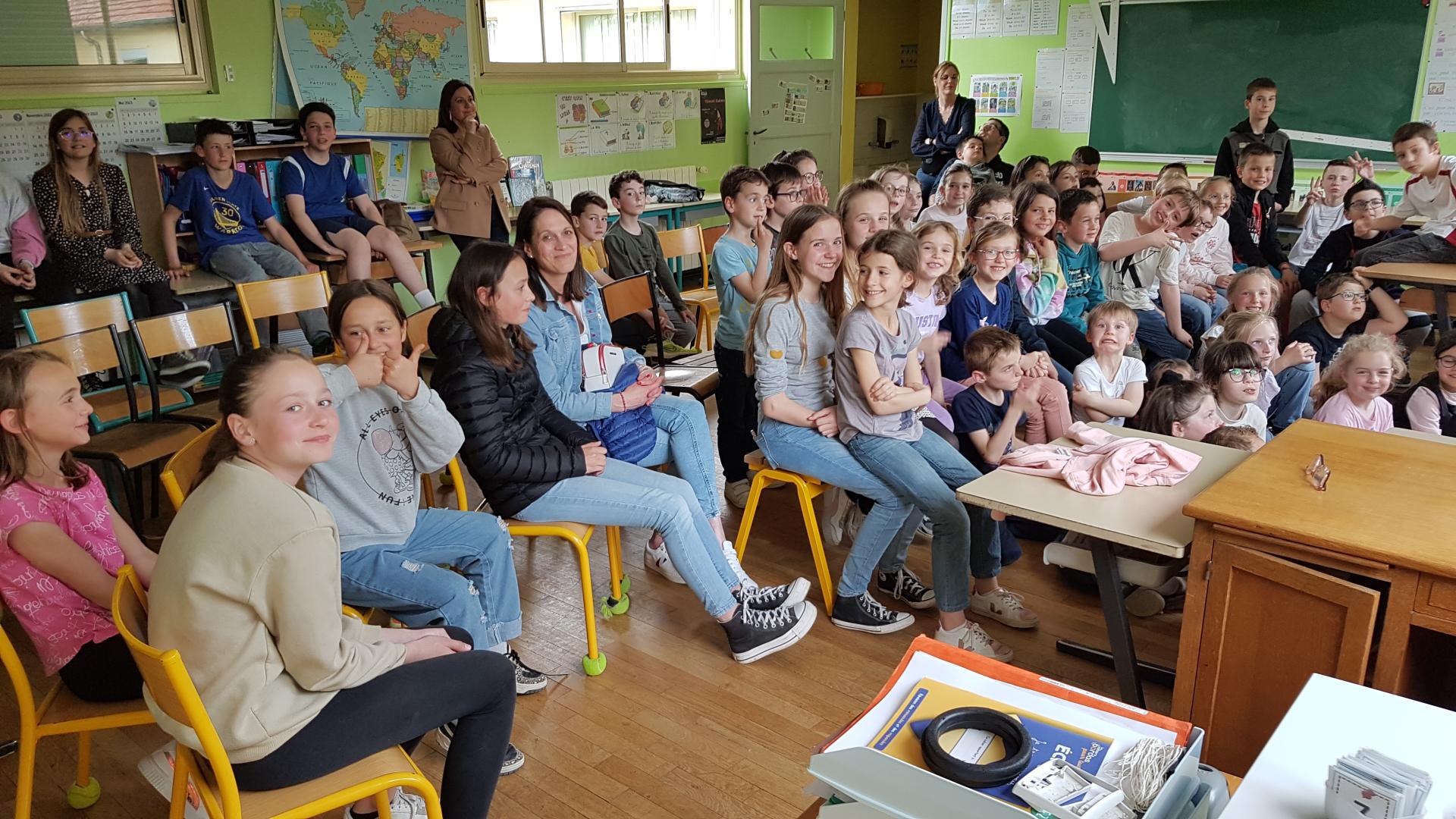 Photo enfants à l'école