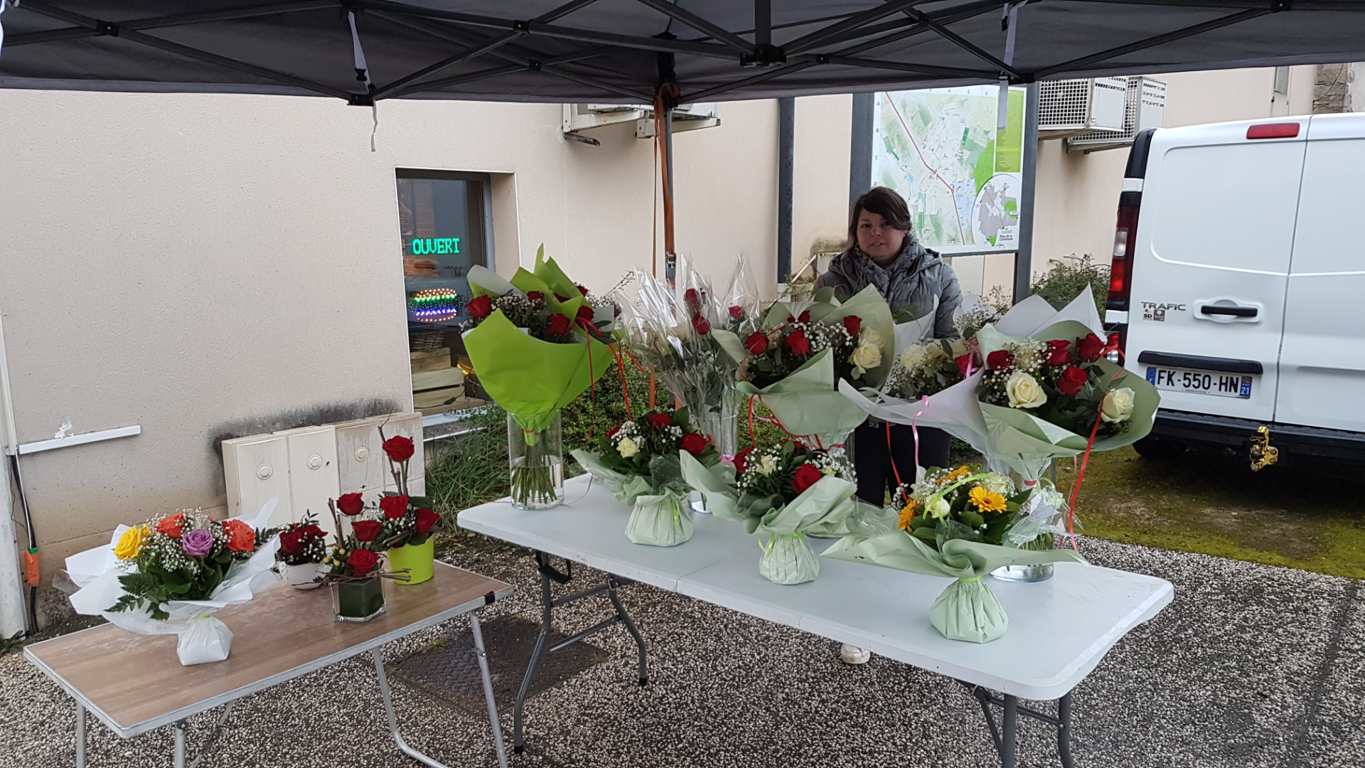photo de la fleuriste et stand